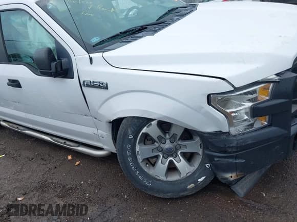 ✅ 2017 Ford F-150 XL • VIN: 1FTEW1C88HKD97257 • Lot: 42641339. Listed on IAAI with 186,404 mi. Free auction sales archive from the USA and detailed vehicle history report at DreamBid. Image 6.