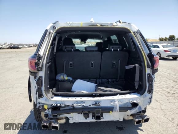 ✅ 2024 GMC Acadia AWD Elevation • VIN: 1GKENNKS9RJ215813 • Lot: 61384785. Listed on Copart with 10,641 mi. Free auction sales archive from the USA and detailed vehicle history report at DreamBid. Image 6.