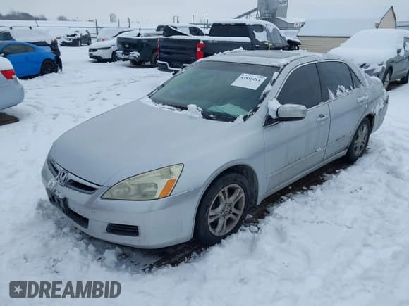 ✅ 2006 Honda Accord EX-L • VIN: 1HGCM56866A008927 • Lot: 43916211. Listed on IAAI with 176,880 mi. Free auction sales archive from the USA and detailed vehicle history report at DreamBid. Image 2.
