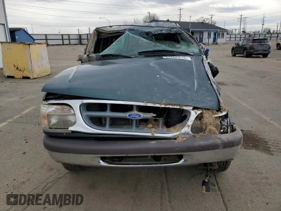 ✅ 1996 Ford Explorer XLT • VIN: 1FMDU35P4TZB08453 • Lot: 47660215. Listed on Copart with 192,162 mi. Free auction sales archive from the USA and detailed vehicle history report at DreamBid. Image 5.