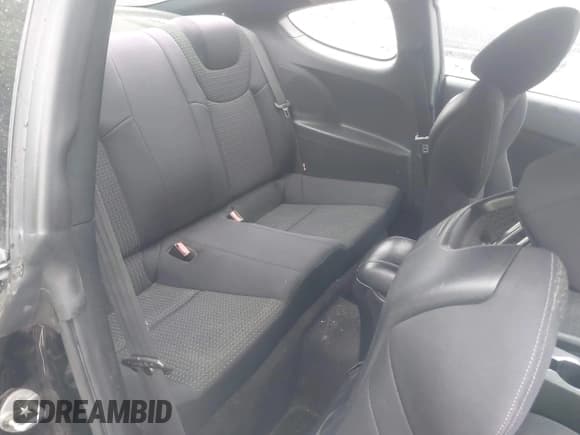 ✅ 2010 Hyundai Genesis Coupe • VIN: KMHHT6KD7AU028056 • Lot: 42237317. Wystawiony na IAAI z przebiegiem 186 617 mil. Bezpłatny archiwum sprzedaży aukcyjnych z USA i szczegółowy raport historii pojazdu na DreamBid. Zdjęcie 8.