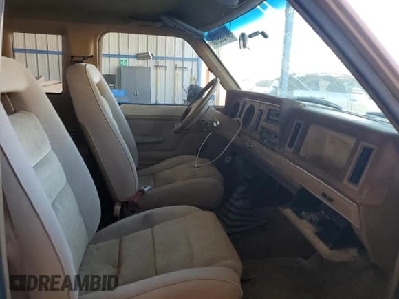 ✅ 1987 Ford Ranger • VIN: 1FTCR15T4HPB33715 • Lot: 90128915. Listed on Copart with 43,282 mi. Free auction sales archive from the USA and detailed vehicle history report at DreamBid. Image 10.