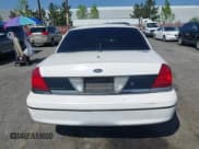 ✅ 1999 Ford Crown Victoria Police • VIN: 2FAFP71W1XX200937 • Лот: 41977836. Опубликован ранее на IAAI с пробегом 186 379 миль. Бесплатный доступ к архиву аукционных продаж из США и подробный отчёт об истории автомобиля на DreamBid. Изображение 13.