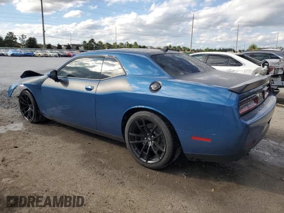 ✅ 2023 Dodge Challenger R/T Scat Pack • VIN: 2C3CDZFJ8PH694176 • Lot: 87425415. Wystawiony na Copart z przebiegiem 6 386 mil. Bezpłatny archiwum sprzedaży aukcyjnych z USA i szczegółowy raport historii pojazdu na DreamBid. Zdjęcie 2.