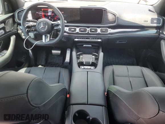 ✅ 2024 Mercedes-Benz GLS 580 • VIN: 4JGFF8FE0RB204367 • Lot: 69312105. Wystawiony na Copart z przebiegiem 10 903 mil. Bezpłatny archiwum sprzedaży aukcyjnych z USA i szczegółowy raport historii pojazdu na DreamBid. Zdjęcie 8.