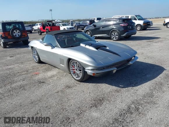 ✅ 2007 Chevrolet Corvette • VIN: 1G1YY36U975106282 • Lot: 40704376. Listed on IAAI with Not provided. Free auction sales archive from the USA and detailed vehicle history report at DreamBid. Image 12.
