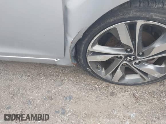 2014 Hyundai Elantra SE с VIN 5NPDH4AE2EH510646, выставлен на аукционе IAAI как лот 43584575 с пробегом 177 821 миль миль и . История ставок и продаж доступна на DreamBid. Изображение 13.