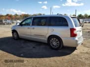 ✅ 2011 Chrysler Town & Country Limited • VIN: 2A4RR6DG0BR667161 • Lot: 89677315. Wystawiony na Copart z przebiegiem 179 186 mil. Bezpłatny archiwum sprzedaży aukcyjnych z USA i szczegółowy raport historii pojazdu na DreamBid. Zdjęcie 2.