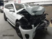 ✅ 2018 Mercedes-Benz GL 450 • VIN: 4JGDF6EE6JA998590 • Лот: 41979357. Опубликован ранее на IAAI с пробегом Не указан. Бесплатный доступ к архиву аукционных продаж из США и подробный отчёт об истории автомобиля на DreamBid. Изображение 1.