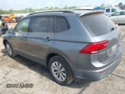 ✅ 2018 Volkswagen Tiguan S • VIN: 3VV0B7AX5JM108306 • Lot: 42741783. Listed on IAAI with 71,040 mi. Free auction sales archive from the USA and detailed vehicle history report at DreamBid. Image 3.