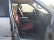 ✅ 2002 Ford Explorer XLS • VIN: 1FMZU62E12UA27738 • Лот: 43410344. Опубликован ранее на IAAI с пробегом 318 774 миль. Бесплатный доступ к архиву аукционных продаж из США и подробный отчёт об истории автомобиля на DreamBid. Изображение 5.