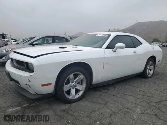 ✅ 2010 Dodge Challenger R/T Classic • VIN: 2B3CJ5DT0AH300633 • Lot: 76148344. Wystawiony na Copart z przebiegiem 193 504 mil. Bezpłatny archiwum sprzedaży aukcyjnych z USA i szczegółowy raport historii pojazdu na DreamBid. Zdjęcie 1.