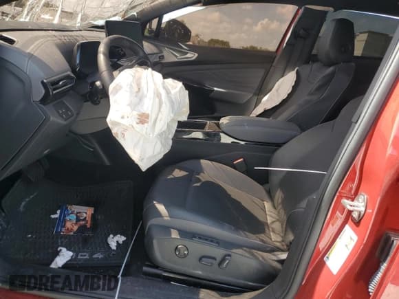 ✅ 2023 Volkswagen ID.4 Pro S • VIN: 1V2FMPE81PC012204 • Lot: 61662435. Listed on Copart with 28,374 mi. Free auction sales archive from the USA and detailed vehicle history report at DreamBid. Image 7.