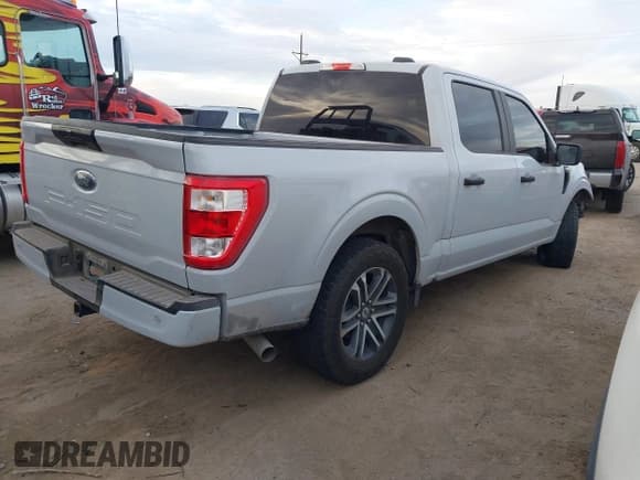✅ 2022 Ford F-150 XL • VIN: 1FTEW1C50NKF11978 • Лот: 41153258. Опубликован ранее на IAAI с пробегом 57 603 миль. Бесплатный доступ к архиву аукционных продаж из США и подробный отчёт об истории автомобиля на DreamBid. Изображение 4.