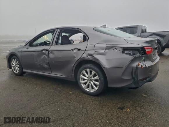 ✅ 2019 Toyota Camry SE • VIN: 4T1B11HK2KU816216 • Лот: 93293425. Опубликован ранее на Copart с пробегом 38 330 миль. Бесплатный доступ к архиву аукционных продаж из США и подробный отчёт об истории автомобиля на DreamBid. Изображение 2.