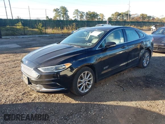 ✅ 2018 Ford Fusion SE • VIN: 3FA6P0PU2JR274094 • Lot: 43509759. Listed on IAAI with 69,741 mi. Free auction sales archive from the USA and detailed vehicle history report at DreamBid. Image 2.