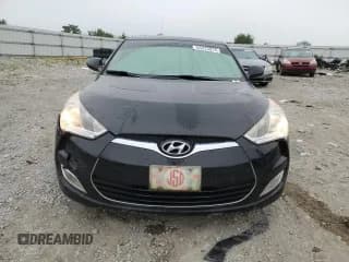✅ 2012 Hyundai Veloster w/Red Int • VIN: KMHTC6AD9CU059288 • Lot: 65375914. Wystawiony na Copart z przebiegiem 142 528 mil. Bezpłatny archiwum sprzedaży aukcyjnych z USA i szczegółowy raport historii pojazdu na DreamBid. Zdjęcie 5.