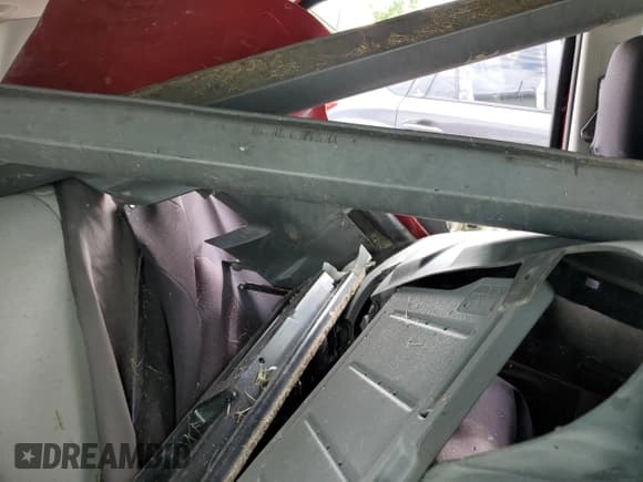 ✅ 2006 Chevrolet Equinox LS • VIN: 2CNDL13F066161684 • Лот: 62600845. Опубликован ранее на Copart с пробегом Не указан. Бесплатный доступ к архиву аукционных продаж из США и подробный отчёт об истории автомобиля на DreamBid. Изображение 11.