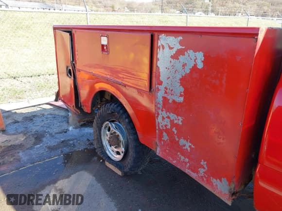 ✅ 2006 Chevrolet Silverado 2500HD • VIN: 1GBHK24U46E133818 • Lot: 41839282. Listed on IAAI with 263,212 mi. Free auction sales archive from the USA and detailed vehicle history report at DreamBid. Image 6.