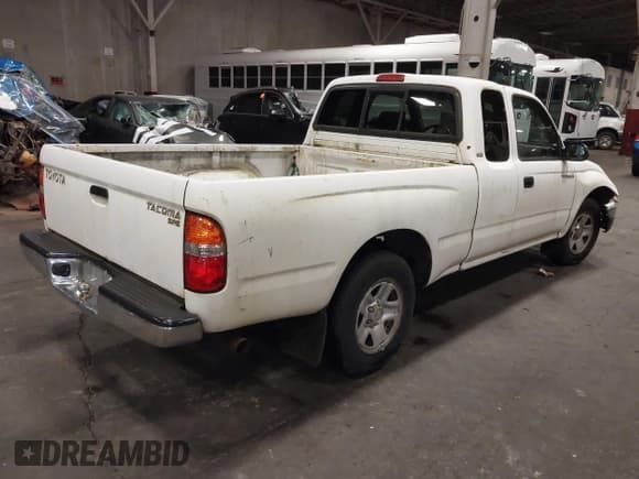 ✅ 2003 Toyota Tacoma • VIN: 5TEVL52N23Z264263 • Lot: 43881045. Listed on IAAI with 192,638 mi. Free auction sales archive from the USA and detailed vehicle history report at DreamBid. Image 4.