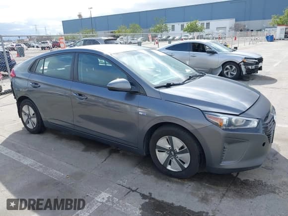 ✅ 2019 Hyundai Ioniq Blue • VIN: KMHC65LC5KU180033 • Lot: 41320893. Wystawiony na IAAI z przebiegiem 71 985 mil. Bezpłatny archiwum sprzedaży aukcyjnych z USA i szczegółowy raport historii pojazdu na DreamBid. Zdjęcie 1.