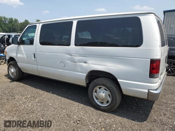 ✅ 2006 Ford Econoline Passenger XL • VIN: 1FBNE31L66HA03288 • Lot: 60757405. Listed on Copart with 112,546 mi. Free auction sales archive from the USA and detailed vehicle history report at DreamBid. Image 2.