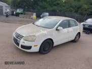 ✅ 2006 Volkswagen Jetta 2.5L • VIN: 3VWRF71KX6M680684 • Лот: 43235252. Опубликован ранее на IAAI с пробегом 145 797 миль. Бесплатный доступ к архиву аукционных продаж из США и подробный отчёт об истории автомобиля на DreamBid. Изображение 2.