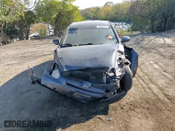 2010 Hyundai Accent GS z VIN KMHCM3AC3AU160780, wystawiony jako Copart lot #78606534 z przebiegiem 137 504 mil mil oraz Szkoda całkowita • Salvage title. Historia ofert i sprzedaży dostępna na DreamBid. Obrazek 10.