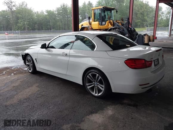 ✅ 2017 BMW 4 Series 430i xDrive • VIN: WBA4U9C30H5H64364 • Lot: 42502753. Listed on IAAI with 100,988 mi. Free auction sales archive from the USA and detailed vehicle history report at DreamBid. Image 3.