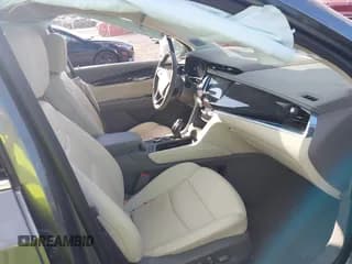 ✅ 2020 Cadillac XT6 AWD Premium Luxury • VIN: 1GYKPDRS3LZ239634 • Lot: 43410691. Wystawiony na IAAI z przebiegiem 55 114 mil. Bezpłatny archiwum sprzedaży aukcyjnych z USA i szczegółowy raport historii pojazdu na DreamBid. Zdjęcie 5.