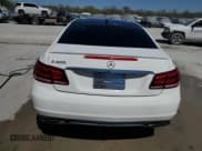 ✅ 2016 Mercedes-Benz E 400 • VIN: WDDKJ6FB4GF332182 • Лот: 52546835. Опубликован ранее на Copart с пробегом 141 910 миль. Бесплатный доступ к архиву аукционных продаж из США и подробный отчёт об истории автомобиля на DreamBid. Изображение 6.