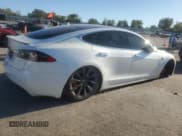 ✅ 2019 Tesla Model S 100D • VIN: 5YJSA1E46KF313887 • Lot: 89559795. Wystawiony na Copart z przebiegiem 49 891 mil. Bezpłatny archiwum sprzedaży aukcyjnych z USA i szczegółowy raport historii pojazdu na DreamBid. Zdjęcie 3.
