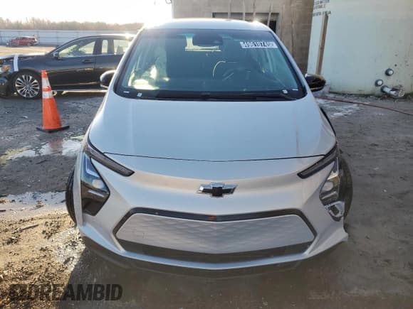 ✅ 2023 Chevrolet Bolt EV 1LT • VIN: 1G1FW6S04P4187442 • Lot: 49610745. Wystawiony na Copart z przebiegiem 29 956 mil. Bezpłatny archiwum sprzedaży aukcyjnych z USA i szczegółowy raport historii pojazdu na DreamBid. Zdjęcie 5.