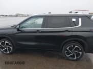 ✅ 2024 Mitsubishi Outlander SEL • VIN: JA4J4WA87RZ086278 • Lot: 43500897. Listed on IAAI with 45,324 mi. Free auction sales archive from the USA and detailed vehicle history report at DreamBid. Image 14.