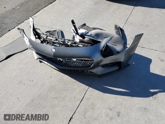 ✅ 2016 Mercedes-Benz AMG GT S • VIN: WDDYJ7JA3GA001718 • Лот: 84176385. Опубликован ранее на Copart с пробегом Не указан. Бесплатный доступ к архиву аукционных продаж из США и подробный отчёт об истории автомобиля на DreamBid. Изображение 12.