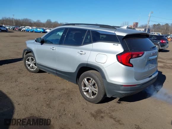 ✅ 2020 GMC Terrain SLE • VIN: 3GKALTEV5LL135097 • Lot: 41448976. Listed on IAAI with 84,811 mi. Free auction sales archive from the USA and detailed vehicle history report at DreamBid. Image 3.