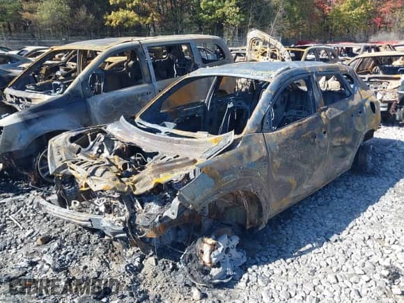 2017 Hyundai Tucson Sport with VIN KM8J3CA2XHU462319, listed as a IAAI auction lot 42969908 with 110,412 mi miles and . Bid and sale history available at DreamBid. Image 2.