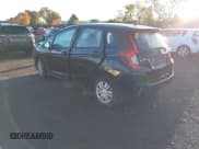 ✅ 2015 Honda Fit LX • VIN: 3HGGK5G59FM721416 • Lot: 43493751. Wystawiony na IAAI z przebiegiem Nie podano. Bezpłatny archiwum sprzedaży aukcyjnych z USA i szczegółowy raport historii pojazdu na DreamBid. Zdjęcie 3.