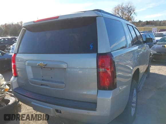 ✅ 2017 Chevrolet Tahoe LT • VIN: 1GNSCBKC5HR363668 • Lot: 41057398. Listed on IAAI with 125,944 mi. Free auction sales archive from the USA and detailed vehicle history report at DreamBid. Image 4.