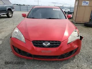 ✅ 2010 Hyundai Genesis Coupe Track • VIN: KMHHU6KHXAU013146 • Lot: 52187725. Wystawiony na Copart z przebiegiem 164 880 mil. Bezpłatny archiwum sprzedaży aukcyjnych z USA i szczegółowy raport historii pojazdu na DreamBid. Zdjęcie 5.