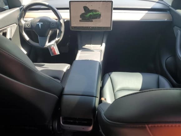 ✅ 2022 Tesla Model Y Long Range • VIN: 7SAYGDEE3NF507044 • Lot: 57560425. Wystawiony na Copart z przebiegiem 46 853 mil. Bezpłatny archiwum sprzedaży aukcyjnych z USA i szczegółowy raport historii pojazdu na DreamBid. Zdjęcie 8.