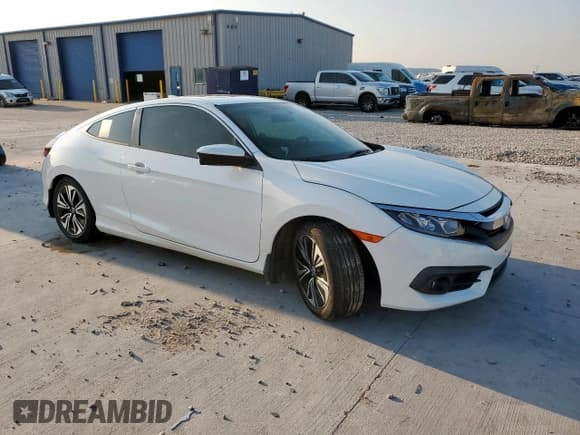 ✅ 2018 Honda Civic EX-T • VIN: 2HGFC3B34JH351714 • Lot: 71876405. Wystawiony na Copart z przebiegiem 70 389 mil. Bezpłatny archiwum sprzedaży aukcyjnych z USA i szczegółowy raport historii pojazdu na DreamBid. Zdjęcie 4.