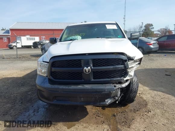 ✅ 2017 Ram 1500 Tradesman • VIN: 3C6JR6DG5HG645858 • Lot: 43614687. Wystawiony na IAAI z przebiegiem 158 607 mil. Bezpłatny archiwum sprzedaży aukcyjnych z USA i szczegółowy raport historii pojazdu na DreamBid. Zdjęcie 12.