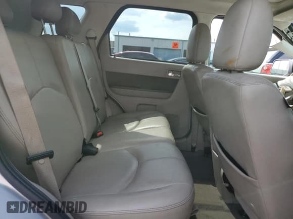 ✅ 2009 Mercury Mariner Hybrid • VIN: 4M2CU39389KJ10015 • Lot: 67300325. Listed on Copart with 140,183 mi. Free auction sales archive from the USA and detailed vehicle history report at DreamBid. Image 11.
