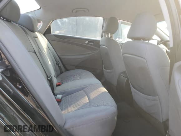 ✅ 2013 Hyundai Sonata GLS • VIN: 5NPEB4AC3DH550995 • Lot: 71036744. Listed on Copart with 192,490 mi. Free auction sales archive from the USA and detailed vehicle history report at DreamBid. Image 10.