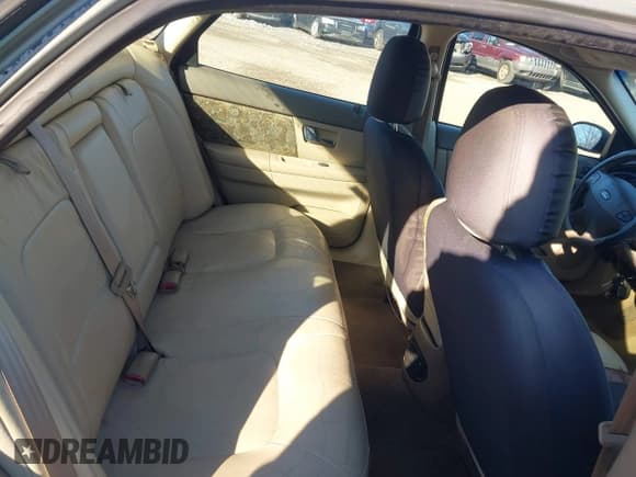 ✅ 2001 Ford Taurus SE • VIN: 1FAFP53S81G133214 • Лот: 43765502. Опубликован ранее на IAAI с пробегом 217 790 миль. Бесплатный доступ к архиву аукционных продаж из США и подробный отчёт об истории автомобиля на DreamBid. Изображение 8.