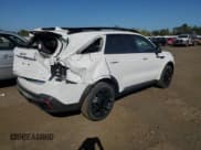 ✅ 2025 Kia Sorento X-Line EX • VIN: 5XYRHDJF8SG393639 • Lot: 81247785. Wystawiony na Copart z przebiegiem 302 mil. Bezpłatny archiwum sprzedaży aukcyjnych z USA i szczegółowy raport historii pojazdu na DreamBid. Zdjęcie 3.