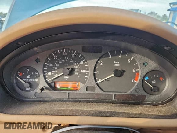 ✅ 1997 BMW 3 Series Z3 1.9 • VIN: 4USCH7324VLB79299 • Лот: 95624795. Опубликован ранее на Copart с пробегом Не указан. Бесплатный доступ к архиву аукционных продаж из США и подробный отчёт об истории автомобиля на DreamBid. Изображение 9.