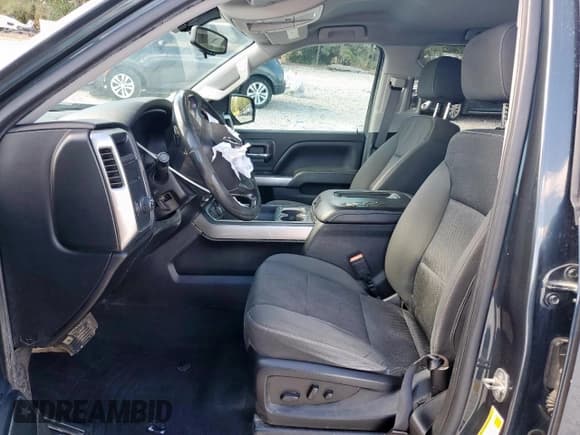 ✅ 2018 Chevrolet Silverado 1500 LT • VIN: 3GCPCREC0JG540636 • Lot: 92721245. Wystawiony na Copart z przebiegiem 164 314 mil. Bezpłatny archiwum sprzedaży aukcyjnych z USA i szczegółowy raport historii pojazdu na DreamBid. Zdjęcie 7.