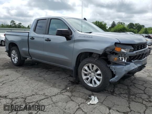 ✅ 2019 Chevrolet Silverado 1500 Custom • VIN: 1GCRYBEH0KZ334831 • Lot: 61571345. Wystawiony na Copart z przebiegiem 90 150 mil. Bezpłatny archiwum sprzedaży aukcyjnych z USA i szczegółowy raport historii pojazdu na DreamBid. Zdjęcie 4.